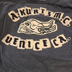 A Kurtz long sleeve tee Sz L